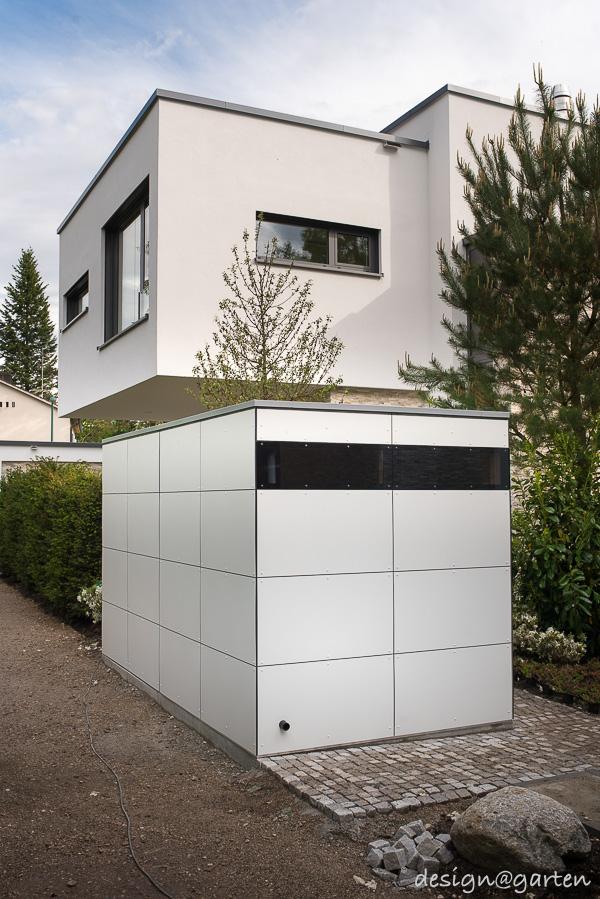 2 Gartenhäuser gart nach Maß auf der Grundstücksgrenze zweier Neubau