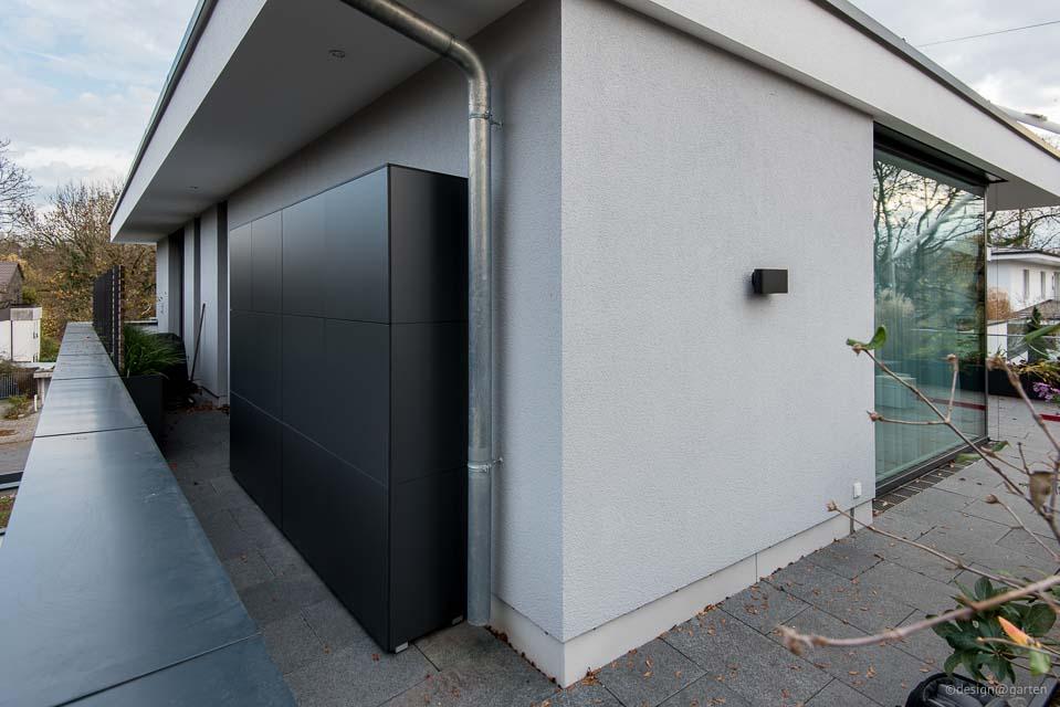 Terrassenschrank @win nach Maß in München | design@garten