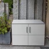 Balkonschrank in der Schweiz, Farbe Weiß