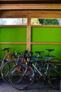 Abschließbares Fahrradhaus im eigenen Garten - München | design@garten