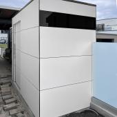 Kleines Design-Gartenhaus mit schwarzem Fenster Kostenanfrage