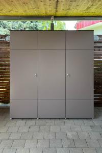 Hochschrank für die Terrasse