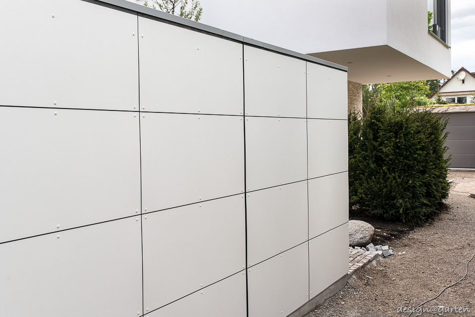 2 Gartenhäuser @gart nach Maß auf der Grundstücksgrenze zweier Neubau-Villen in Gräfelfing 9