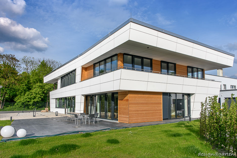 Design Gartenhaus @gart zwei, Firmenzentrale Elektro Bergemann in 13509 Berlin 7