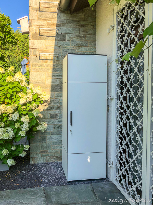 Outdoor Hochschrank auf Terrasse 1