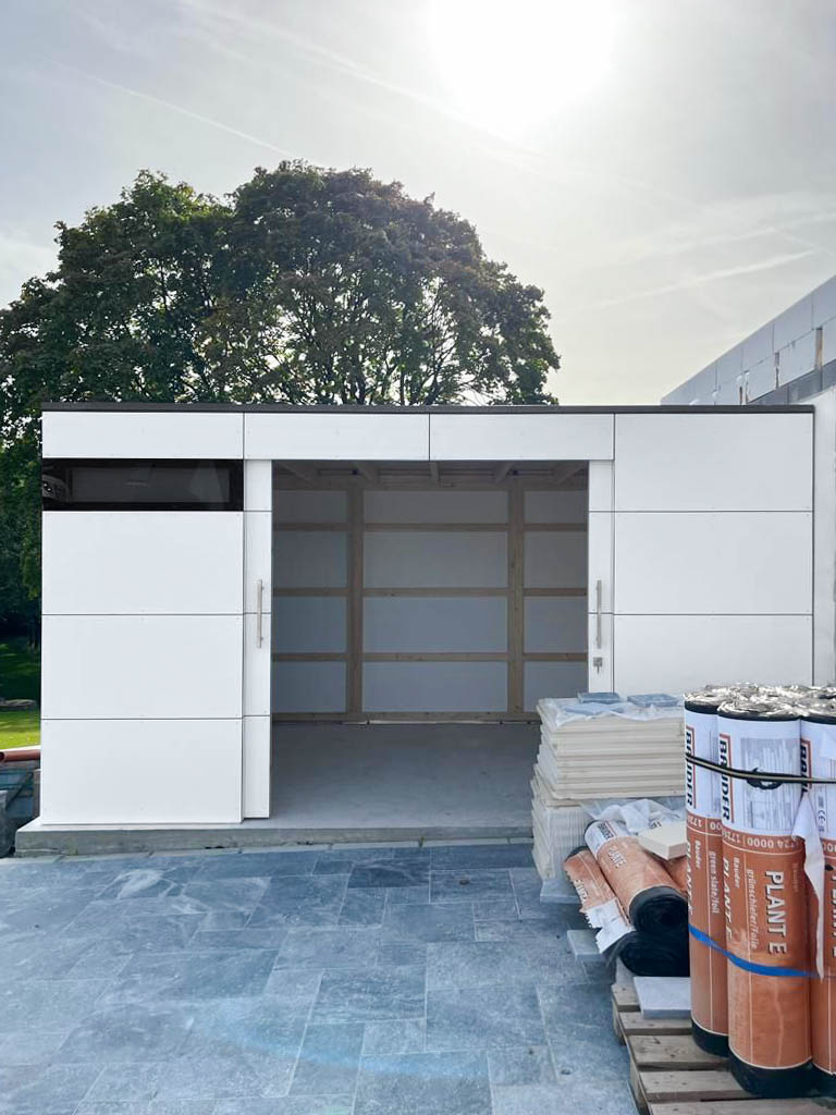 XXL Gerätehaus mit Doppeltüre für Sitzrasenmäher & Co 2