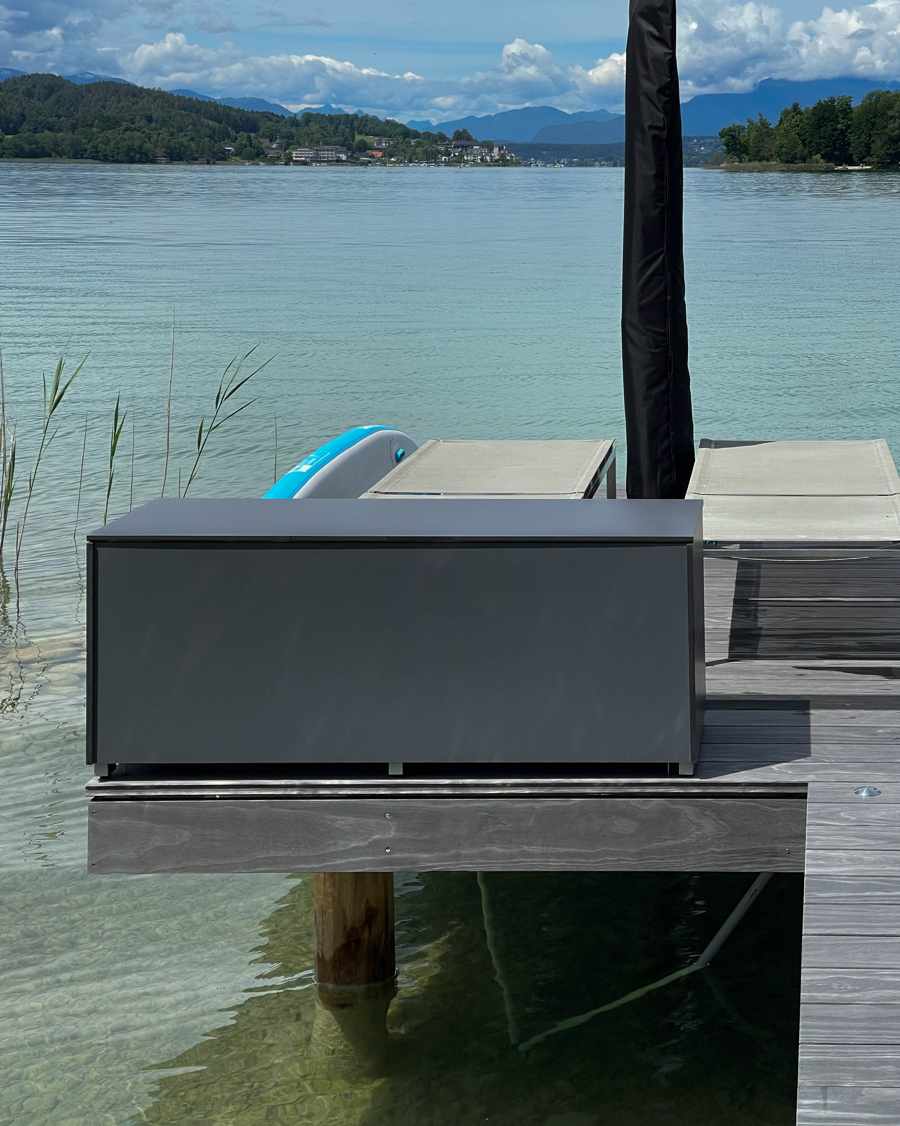 Eine wasserfeste Gartenbox direkt am See 2