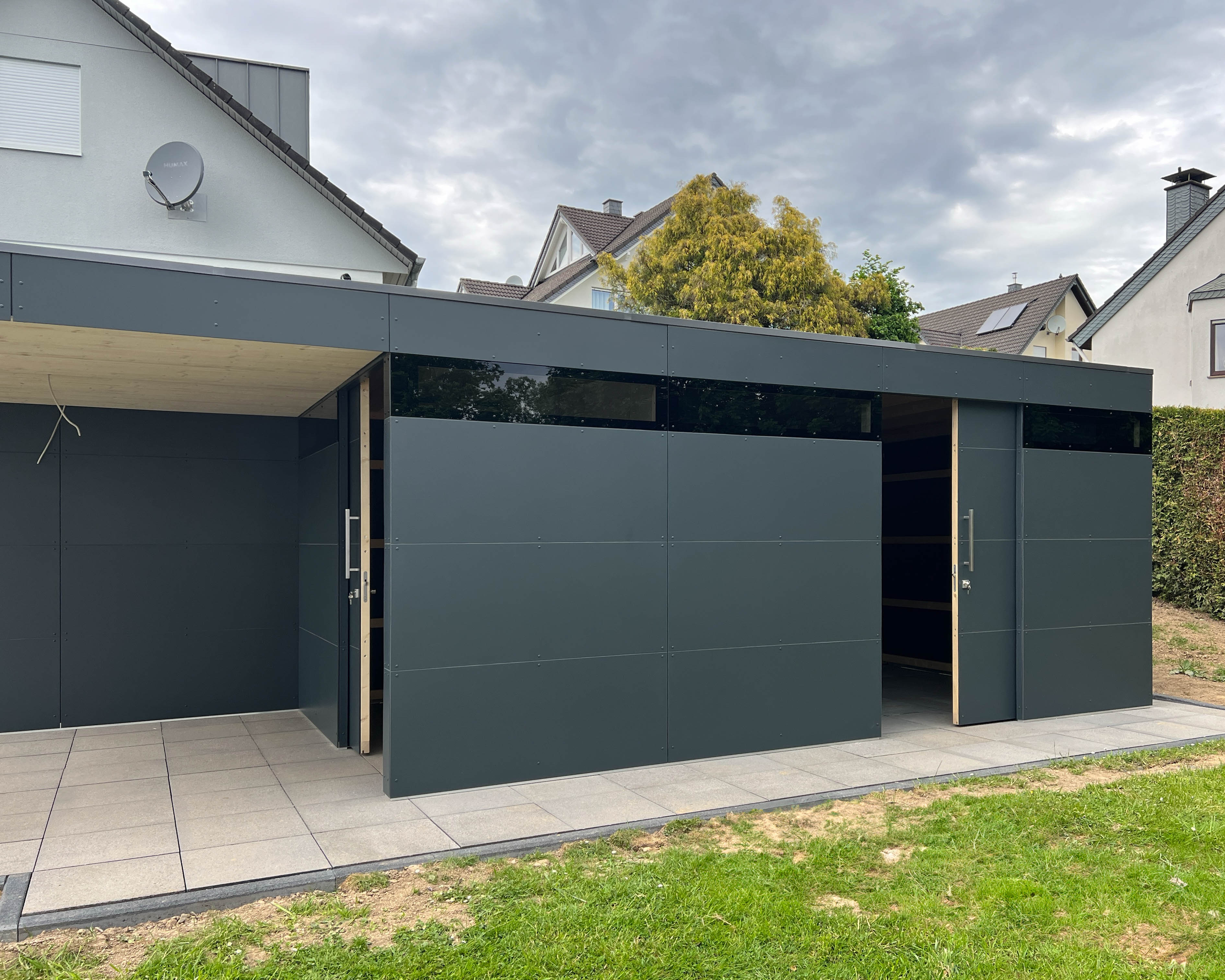 Gartehaus mit XXL Vordach 1