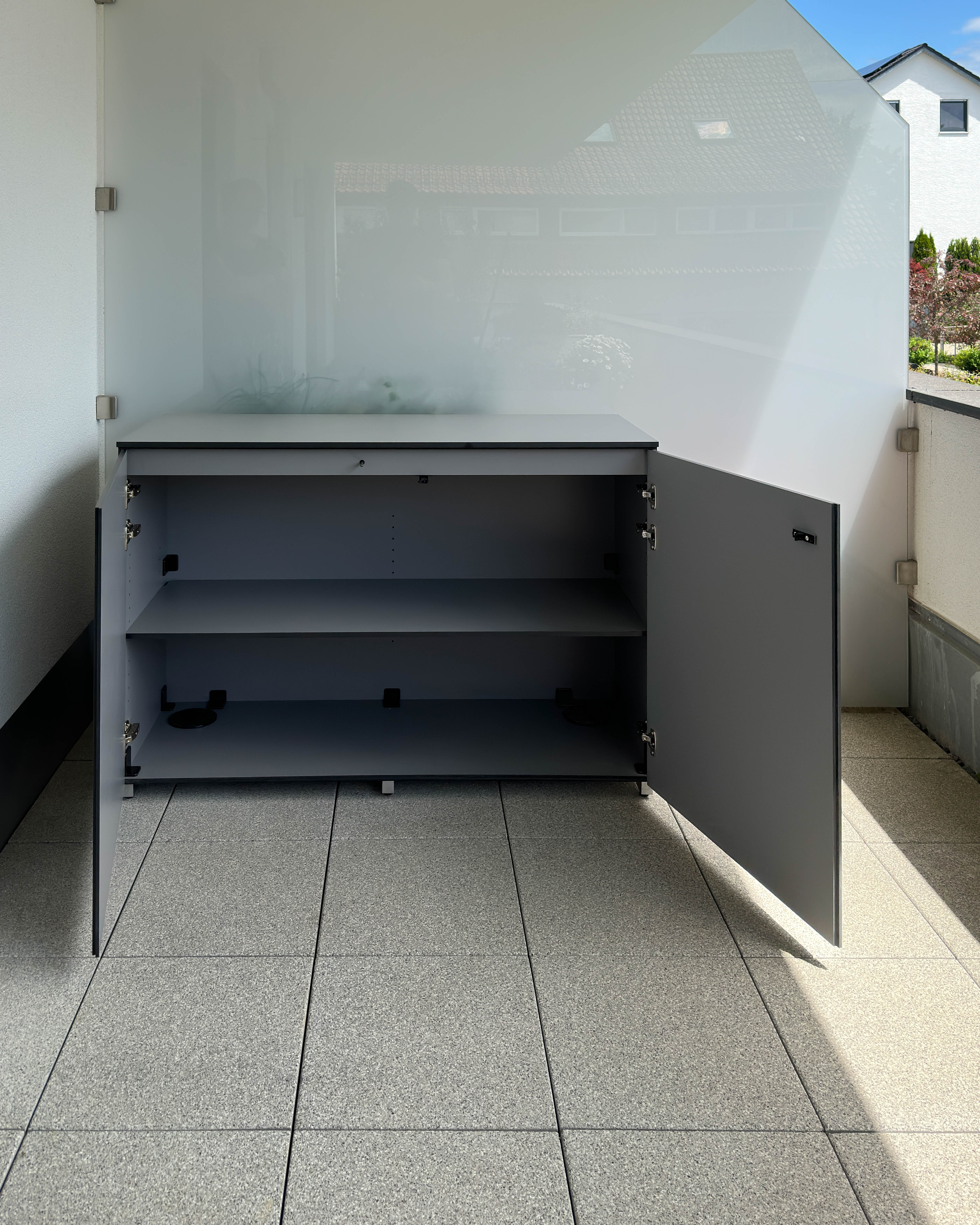 Modernes Outdoor Sideboard 1