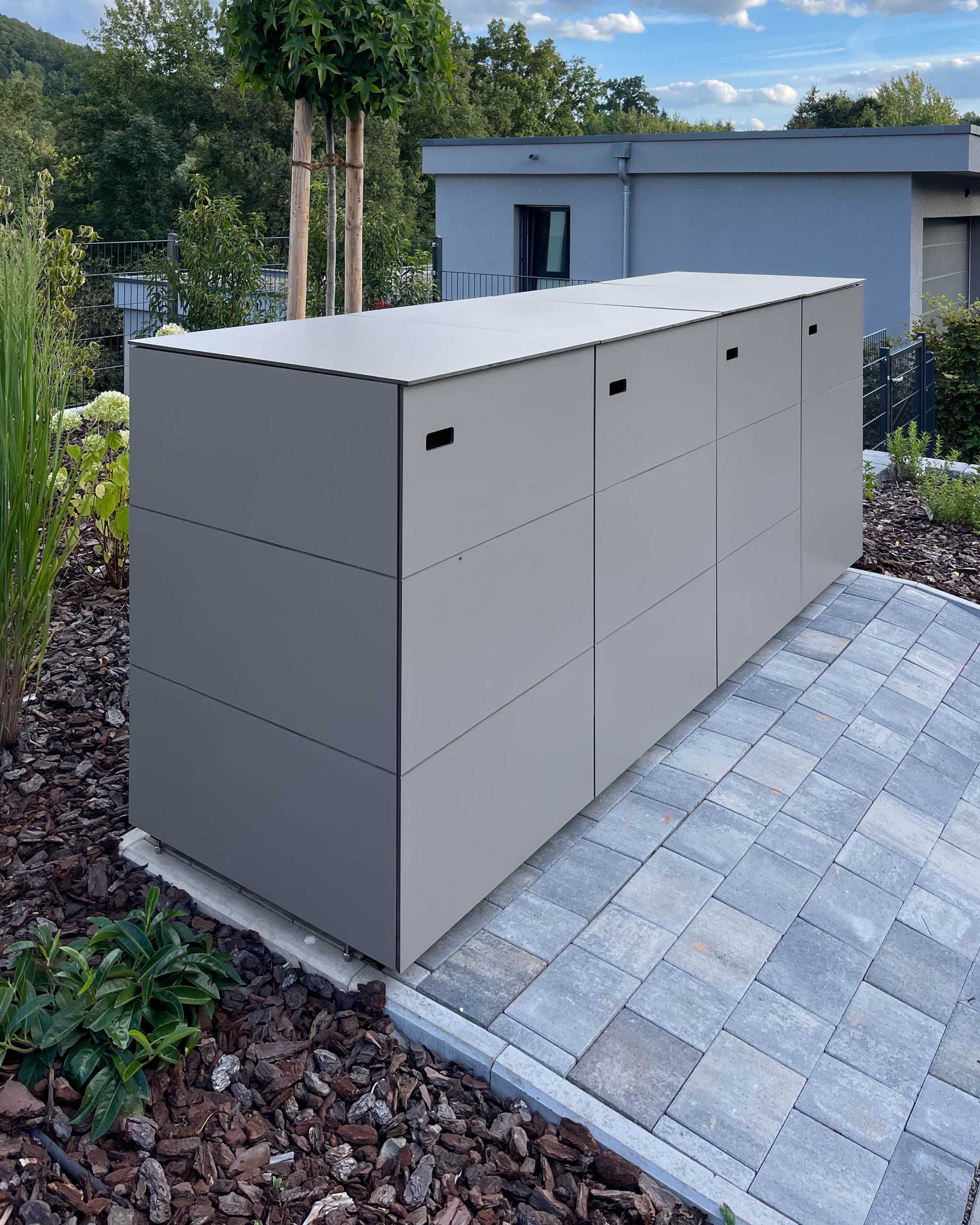 Minimalistische Mülltonnenbox 1