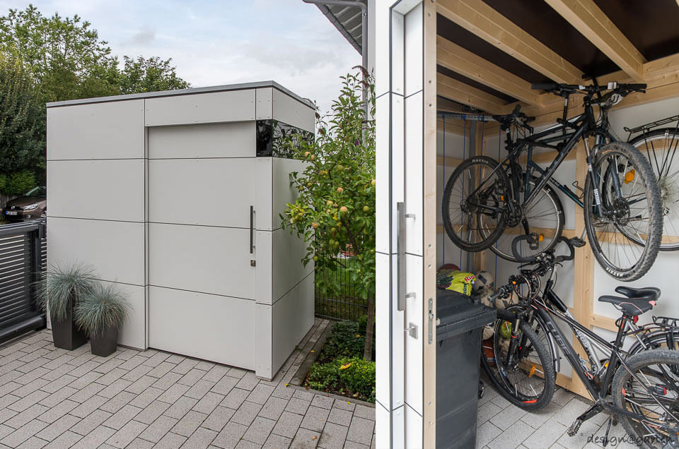 A small garden house offers plenty of space.