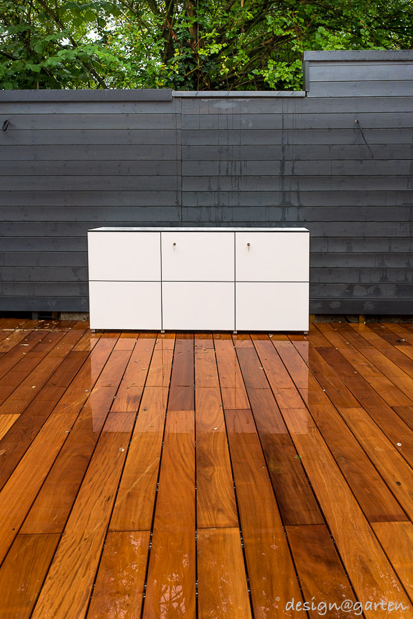 The ideal solution for swimming fun: HPL sideboard as a pool cabinet