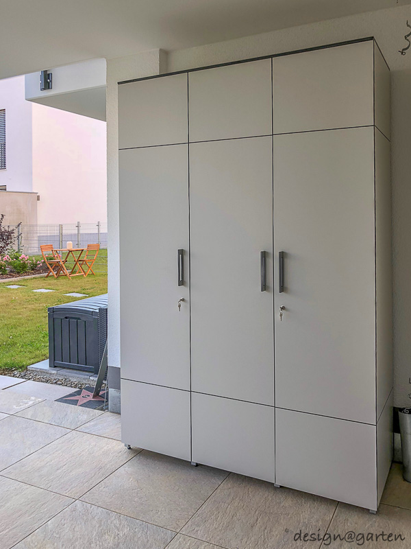 Tailor-made elegance in Friedberg: a large outdoor garden cabinet