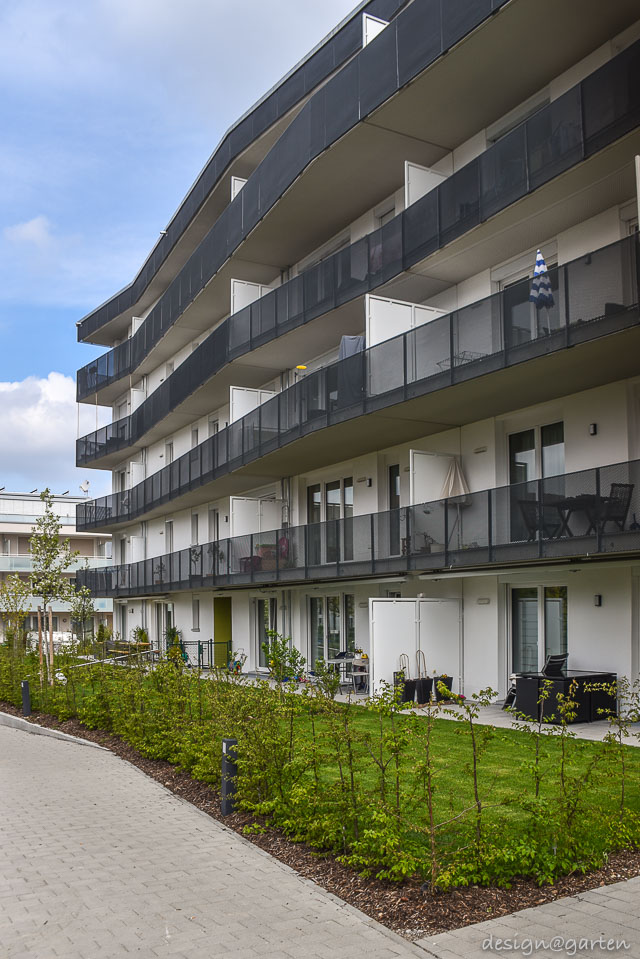Efficient use of space in Unterschleißheim: storage space for urban balconies