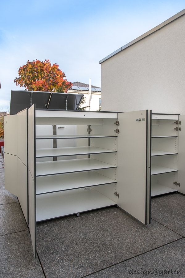 Maximum storage capacity in Hanover: a large custom-made garden cabinet and sideboard duo