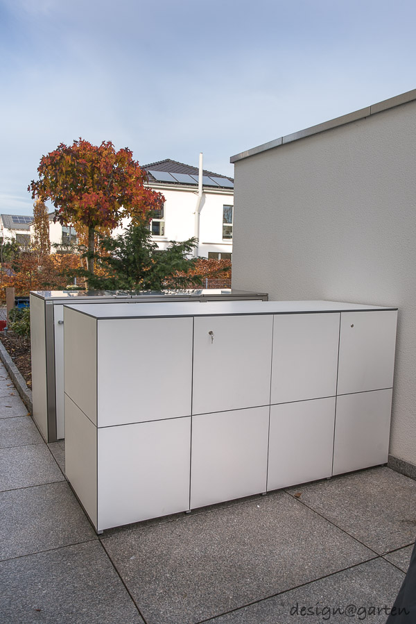 Maximum storage capacity in Hanover: a large custom-made garden cabinet and sideboard duo