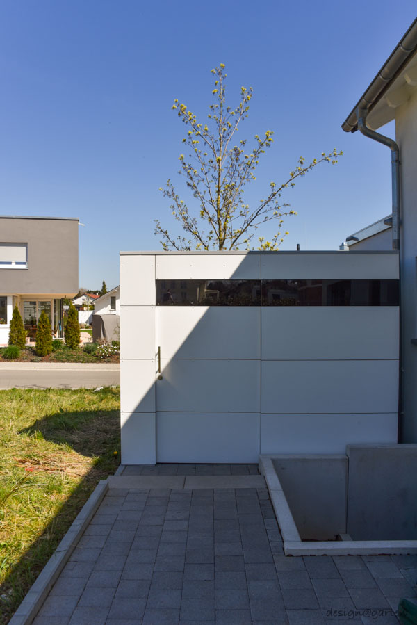 Maximum space efficiency: modern, custom-made garden shed with individual floor plan