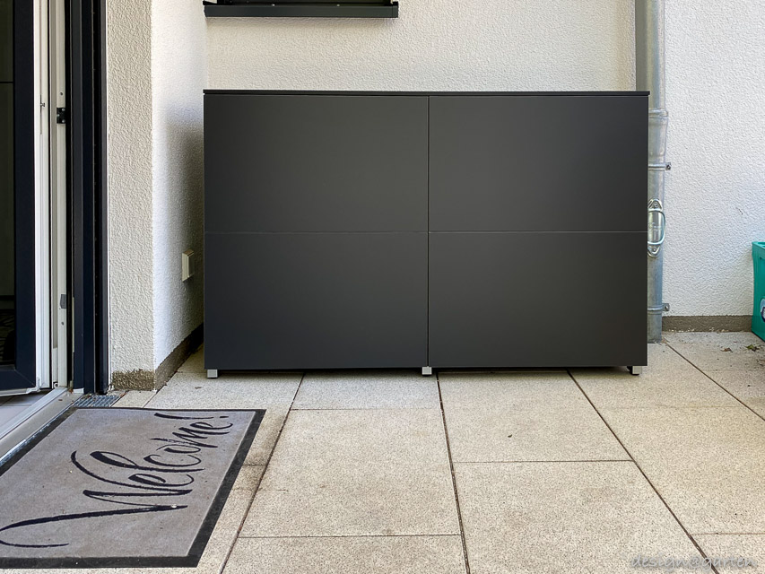 Intelligent functional solutions: the sideboard as a central water station 3