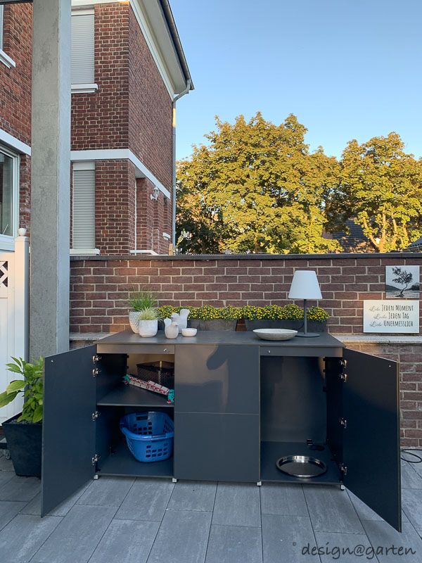 Stylish mix of materials: the garden cabinet as a decorative eye-catcher in outdoor areas 5