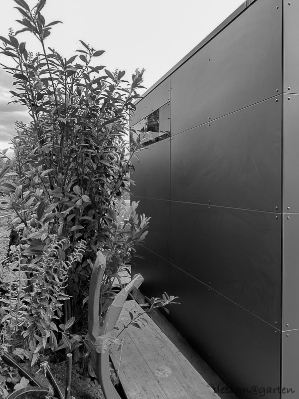 Customised extension solution: Functional equipment shed with direct wall connection 4