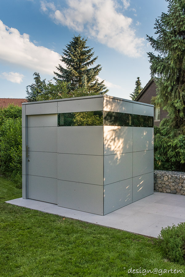 Modern tool shed as a functional addition in Ravensburg 2
