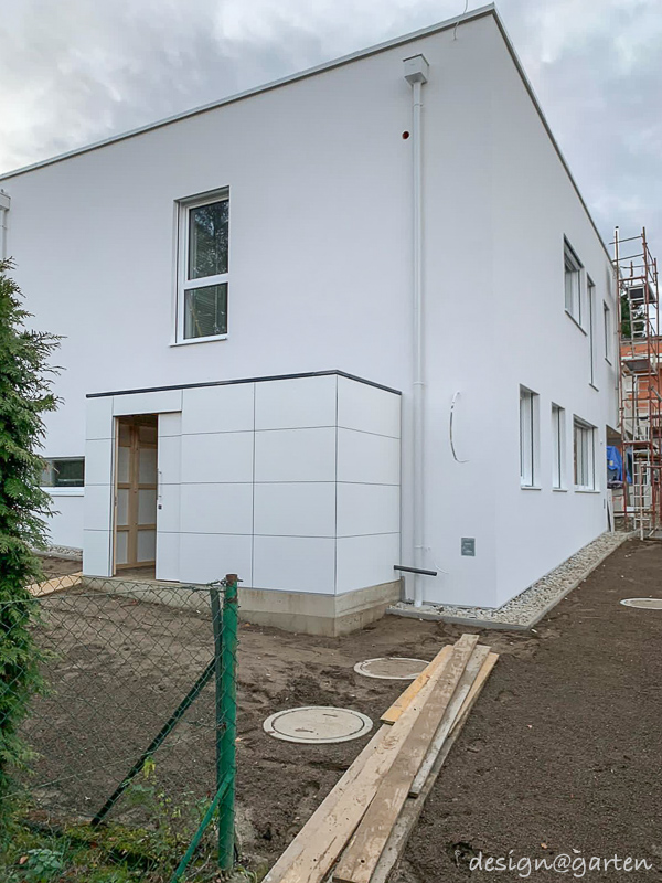 Custom-designed garden shed in A-8042 Graz 2