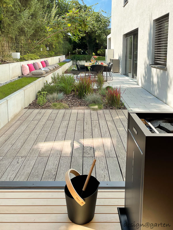 Designer garden sauna with panoramic glazing in Augsburg 5