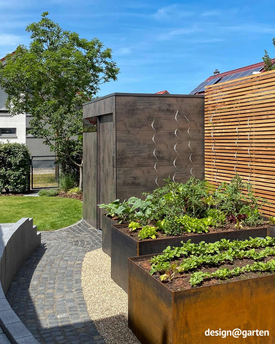 Custom-made Eternal Iron metal-look garden shed 1