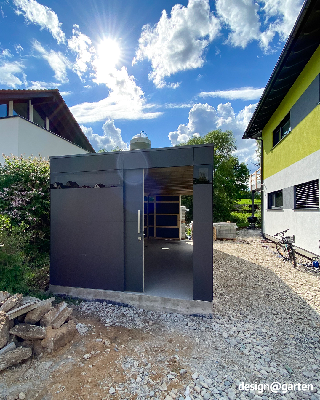 XXL garden shed in anthracite with lots of glass 1