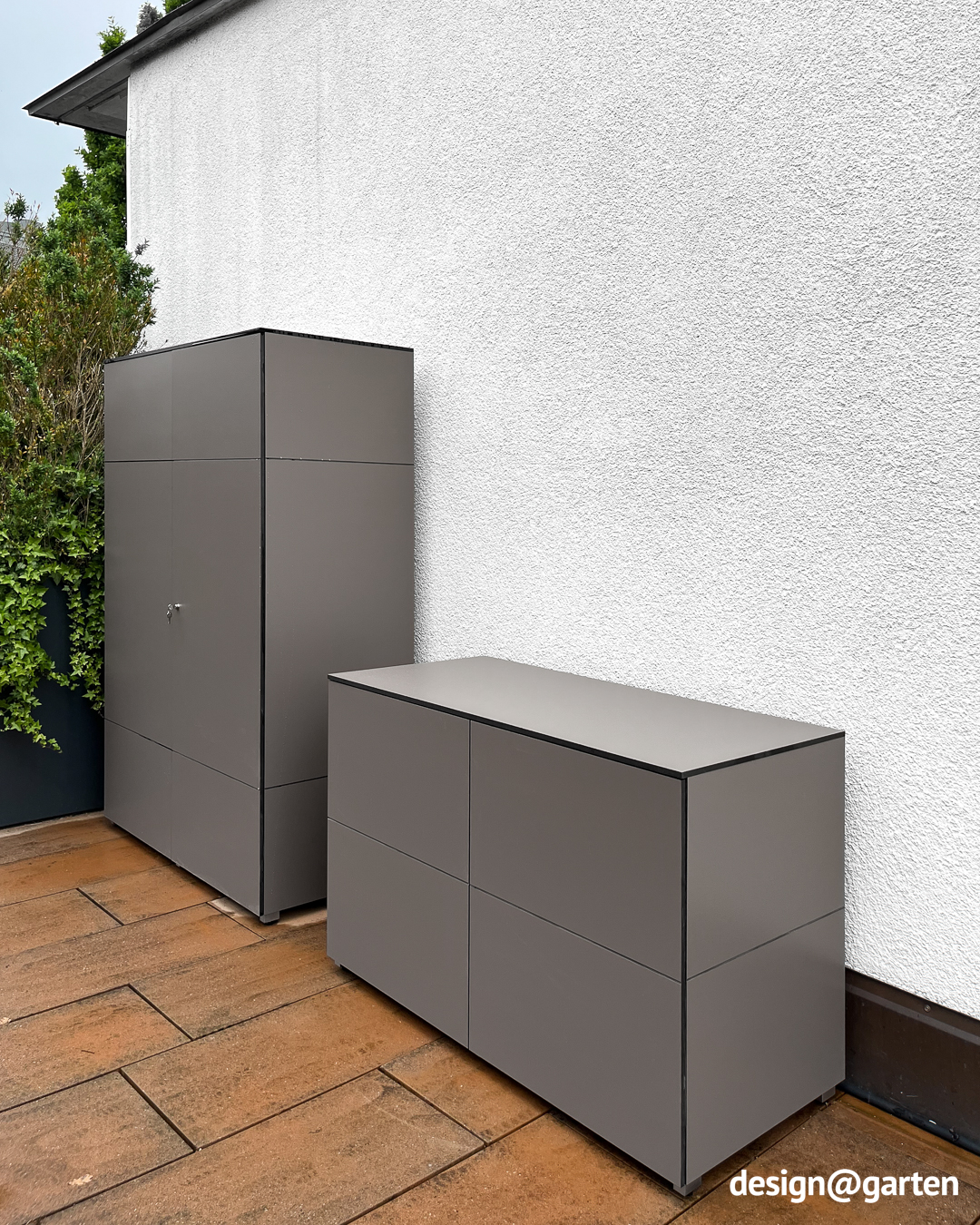 Garden cabinets as a storage concept: standard and custom-made from a single source 1