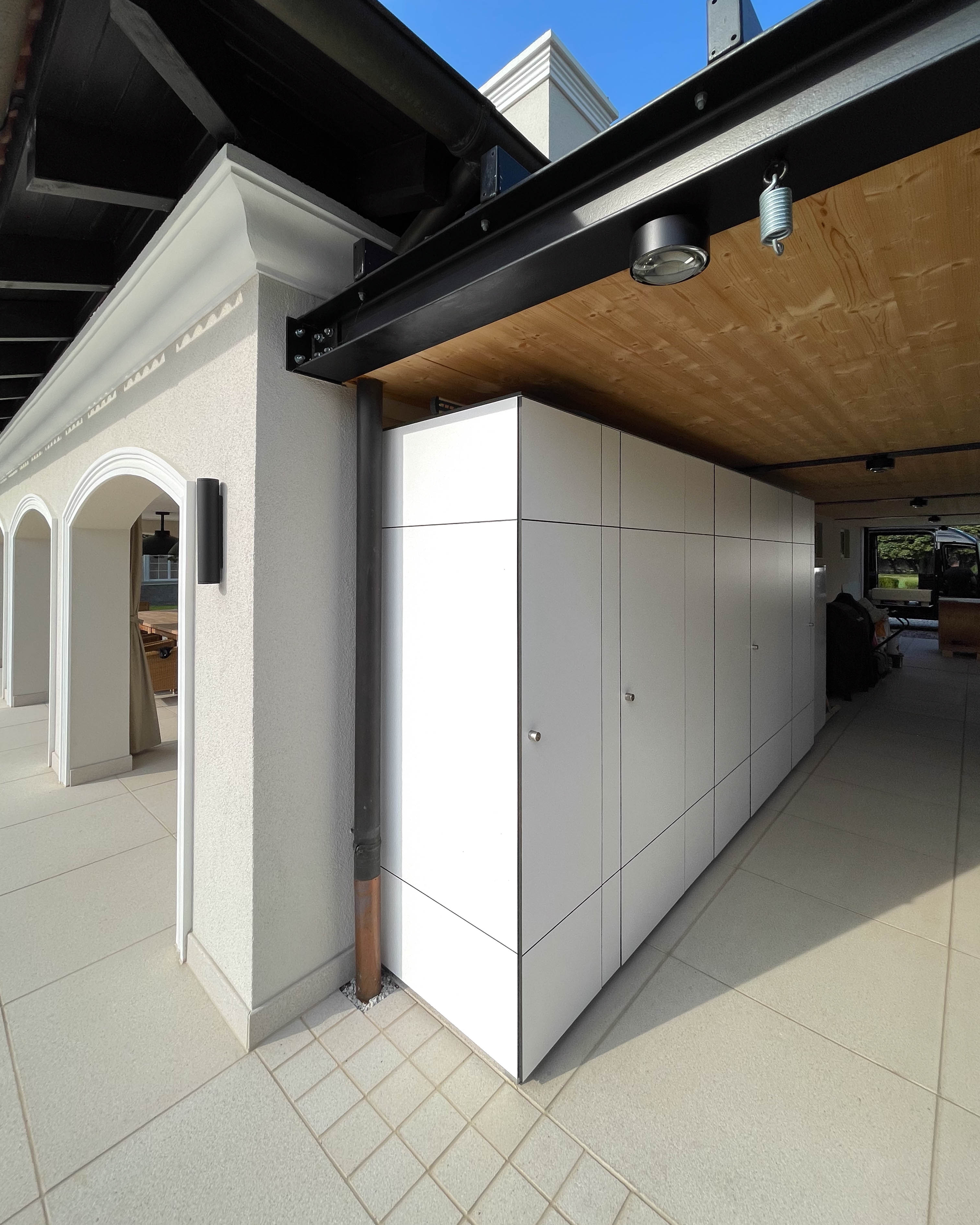 XXL outdoor wall unit 2