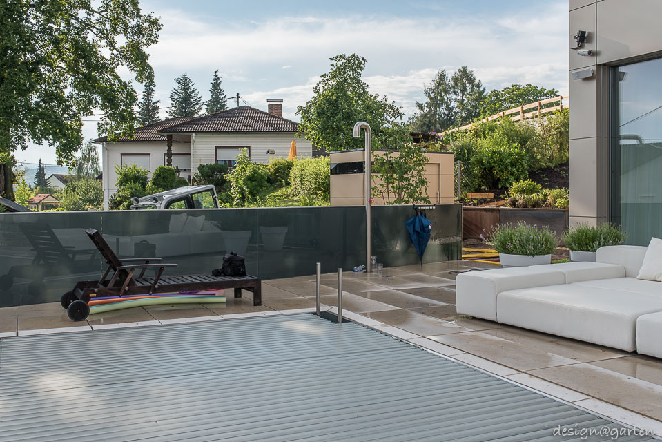 Perfecta armonía en las fachadas de Linz: un cobertizo para herramientas de diseño arquitectónico que satisface las más altas exigencias.