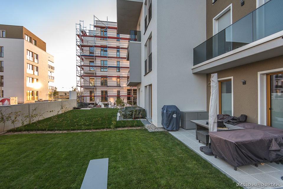 Complemento funcional para barbacoas en Fráncfort: armario de terraza para accesorios de barbacoa