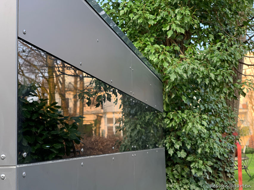 Detalles arquitectónicos en Londres: caseta de jardín cuadrada con techo plano para las más altas exigencias