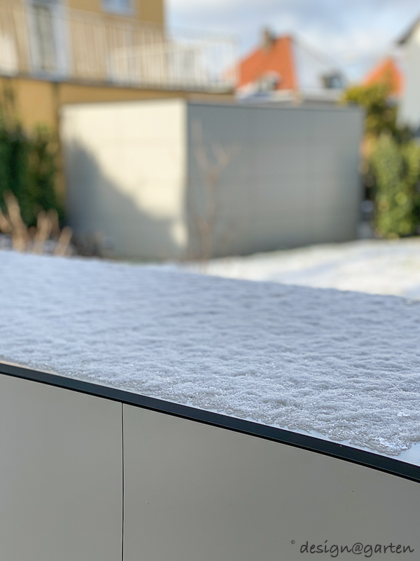 Armario para barbacoa resistente a la intemperie para la terraza como solución combinada a medida