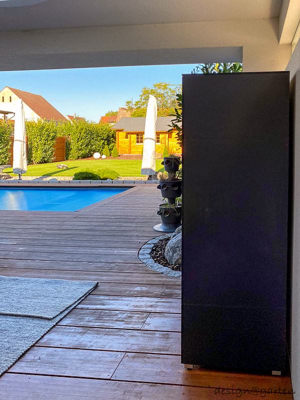 Armario alto a medida con un sencillo sistema de montaje 2