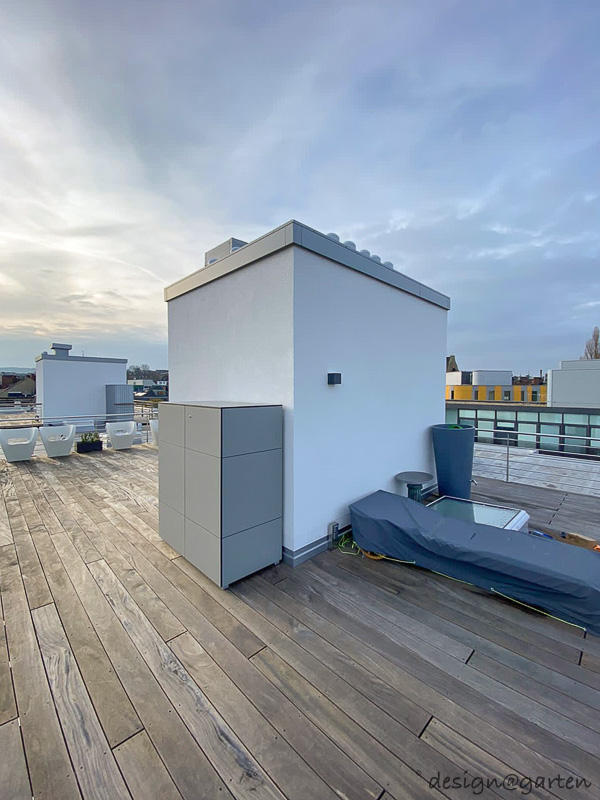 Armario para terraza HXL 130 hecho a medida en una terraza en la azotea de ensueño en 52076 Aquisgrán. 3