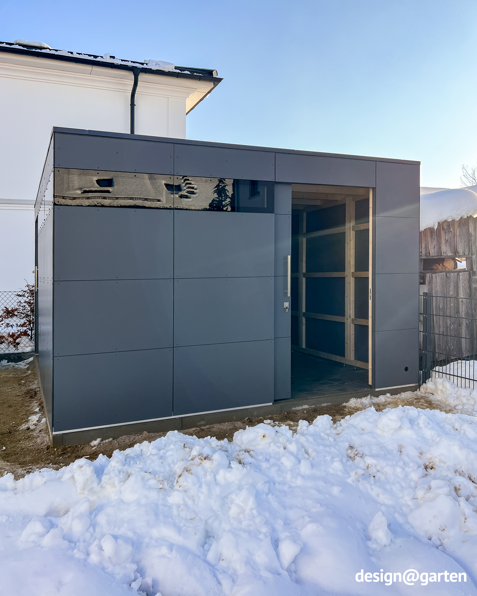 Caseta de jardín con gran capacidad de carga en el techo cerca de Landshut 2