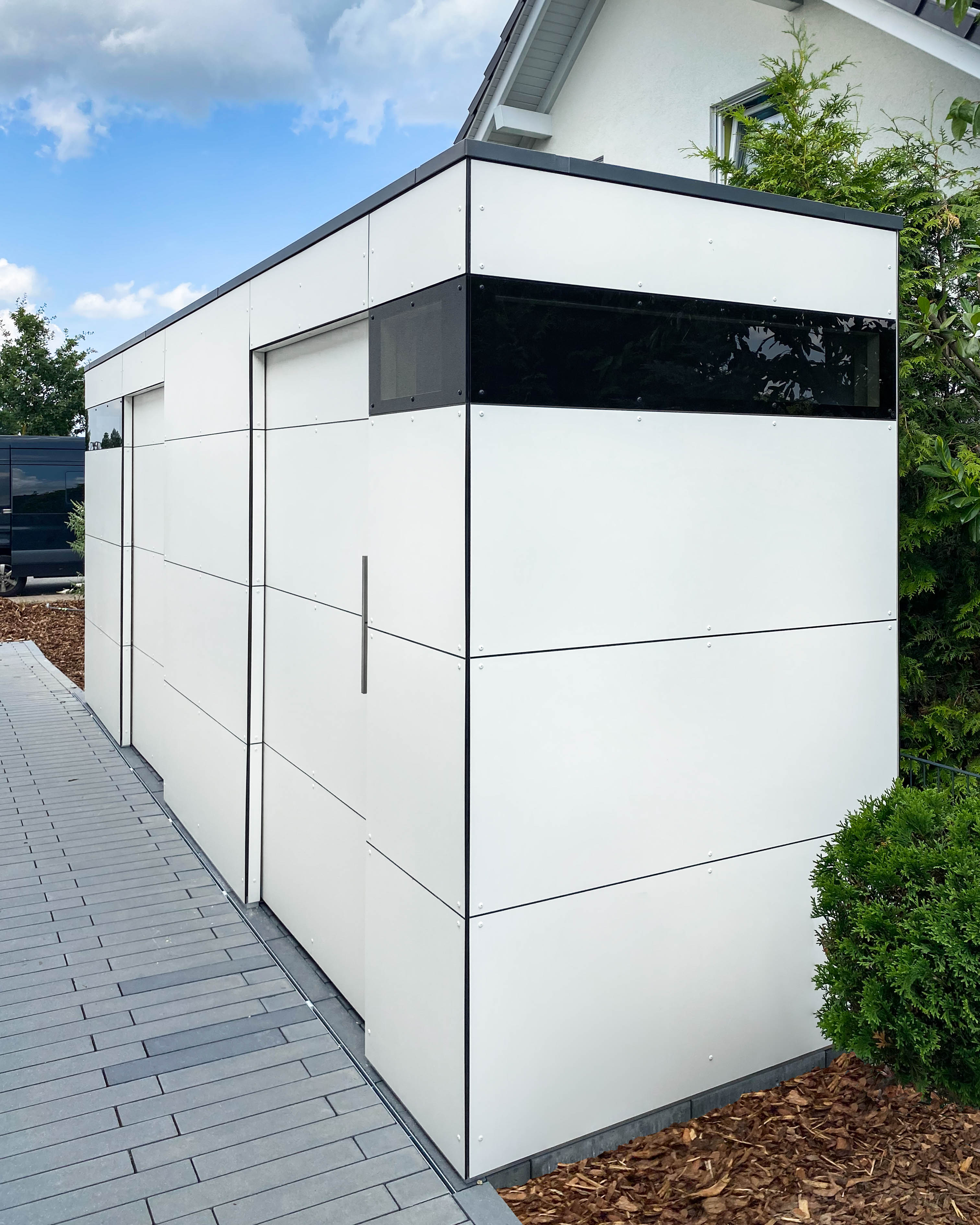 Caseta de jardín estrecha 1