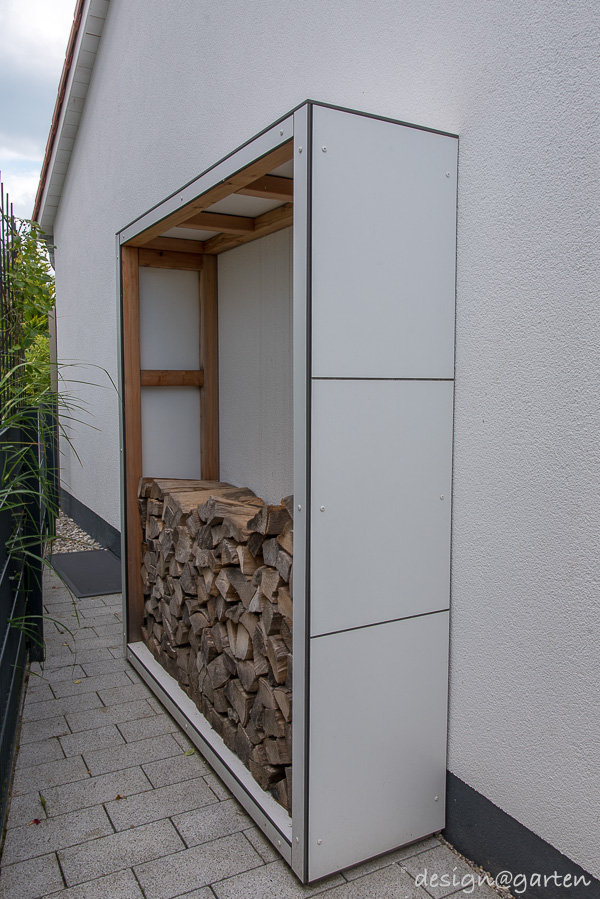 Gain de place : l'abri de jardin polyvalent en HPL