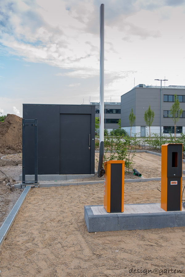 Aménagement représentatif : abri de jardin moderne avec toit plat