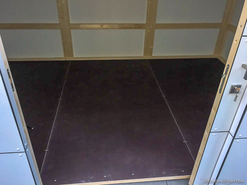 L'abri de jardin minimaliste à toit plat