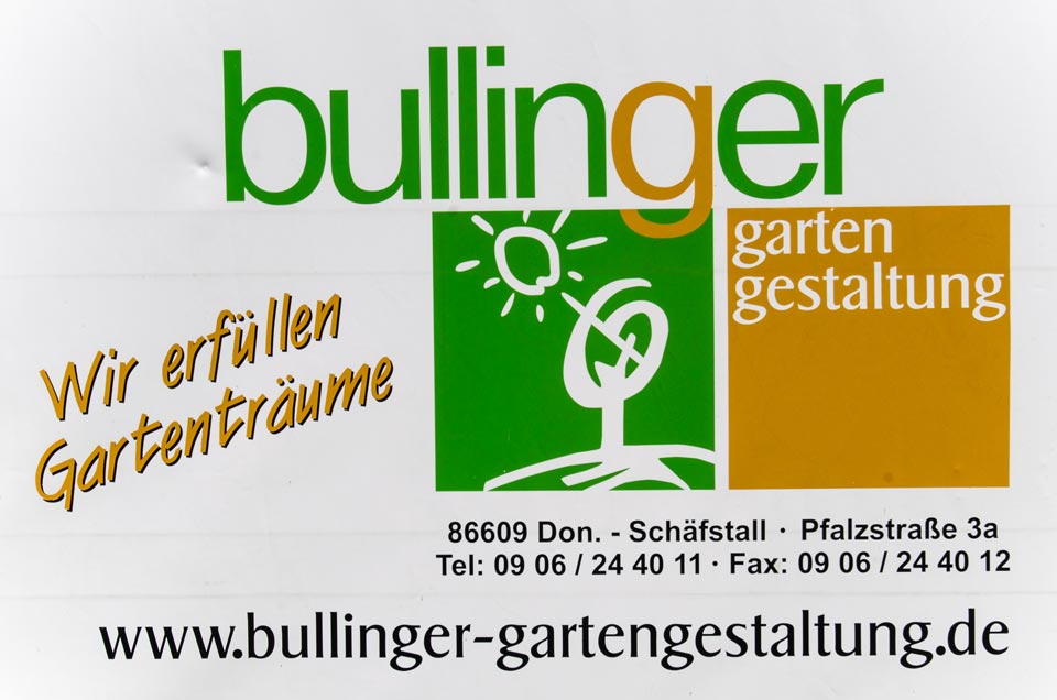 Abri de jardin minimaliste à Donauwörth : un exemple pour l'aménagement moderne des jardins