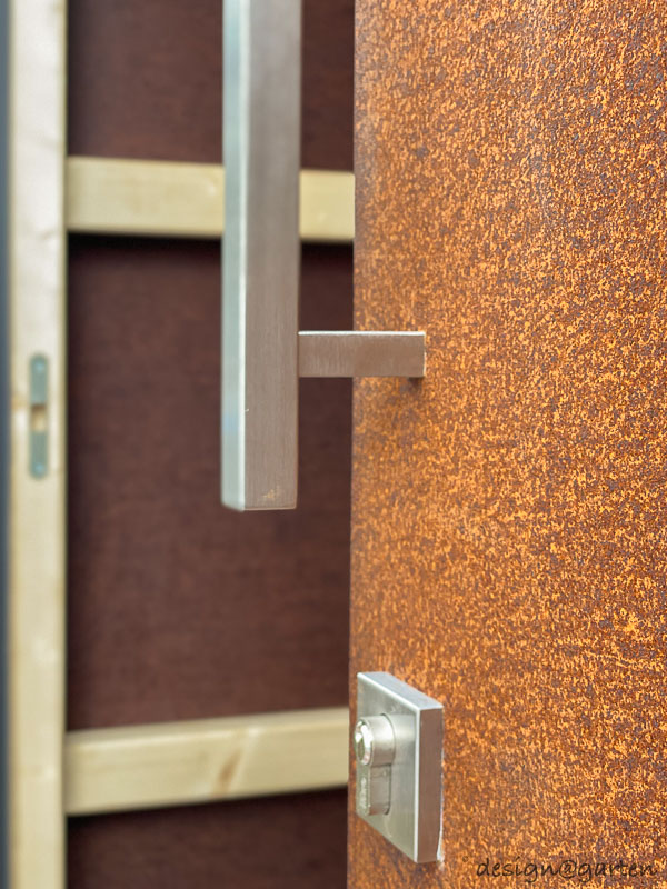 Abri de jardin Cube en acier Corten – Objet design sur mesure pour le jardin