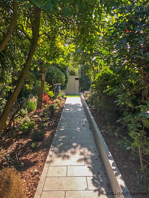 Osez la couleur : l'abri de jardin comme élément décoratif phare 3