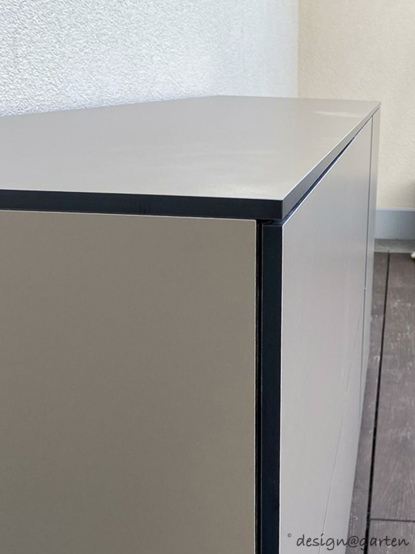 Armoire de terrasse résistante aux intempéries en HPL dans la région de Munich