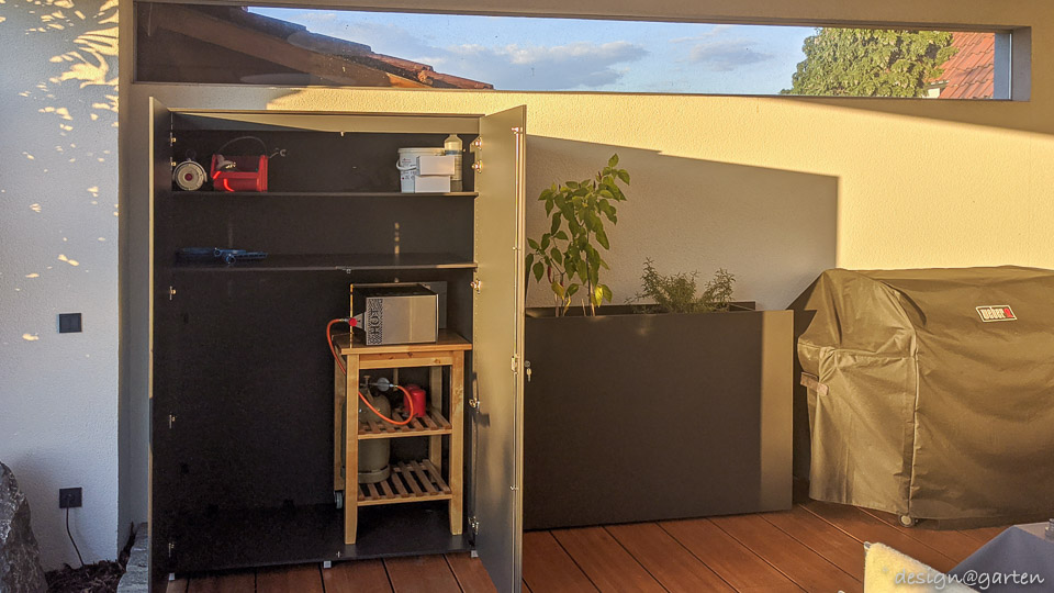 Armoire haute sur mesure avec système de montage simple 4