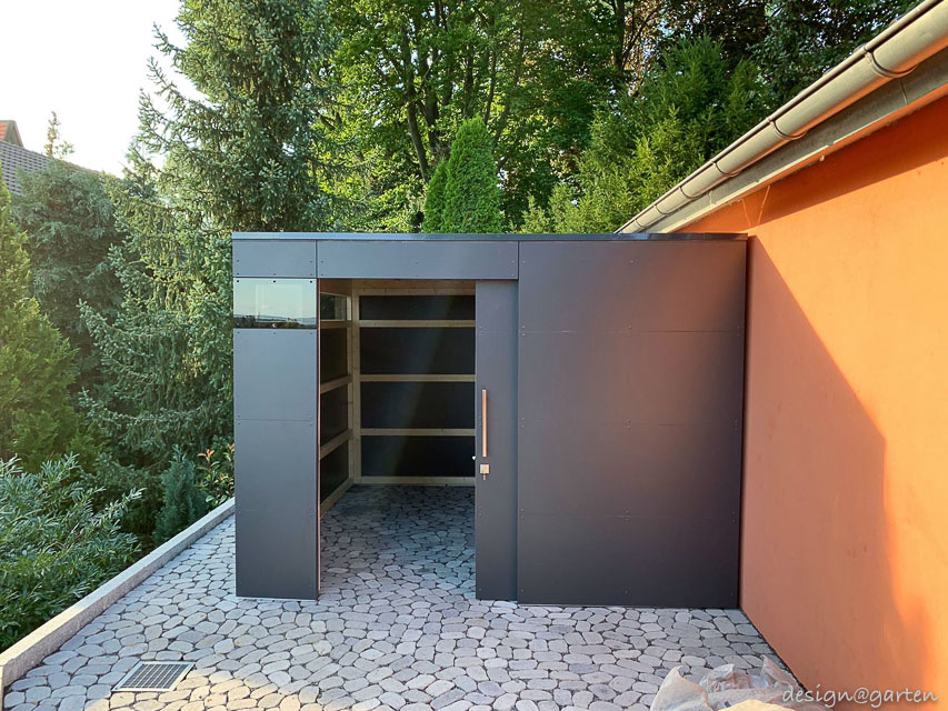 Accent architectural dans un environnement en terrasses : intégration parfaite sur plusieurs niveaux 8