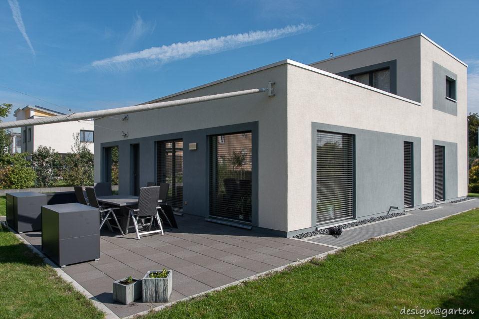 Un espace de rangement minimaliste en un clic : un design intemporel et une disponibilité immédiate 2