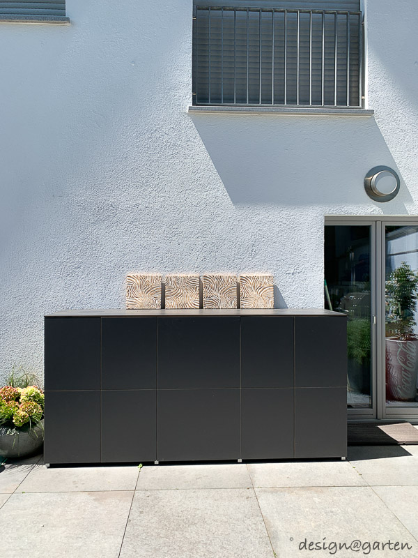 Intégration intelligente de l'eau et résistance des matériaux : buffet sur mesure pour terrasse moderne 2